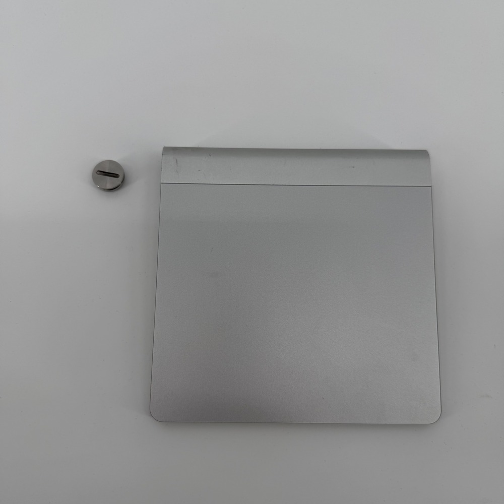 Apple Magic Trackpad Unisex OS Silver A1339 Wireless Bluetooth Multi-Touch - Picture 2 of 7